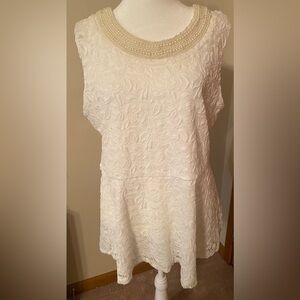“la vanta” Top with Pearl  Accented Collar Size Large Off White Color